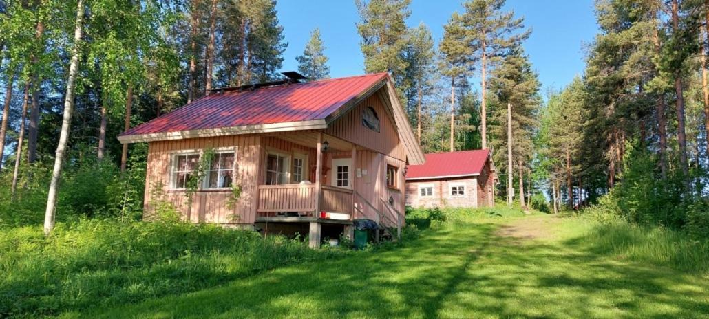 Pulla Karvisen Maatilamatkailussa Ruokola Exterior foto